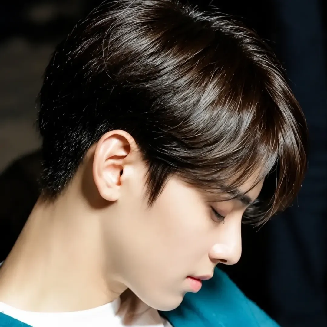 Recent activity shot of Eunwoo (ASTRO)