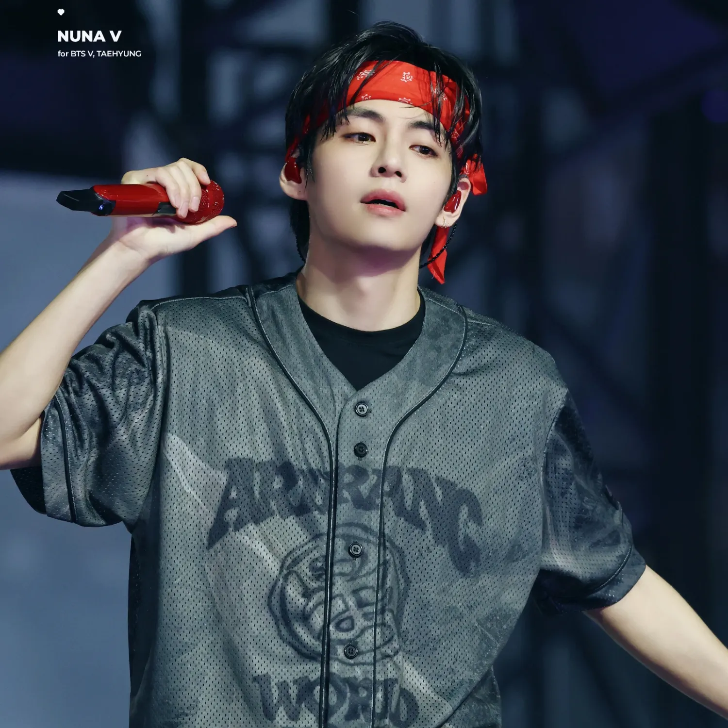 Momen yang diabadikan oleh penggemar V (BTS)