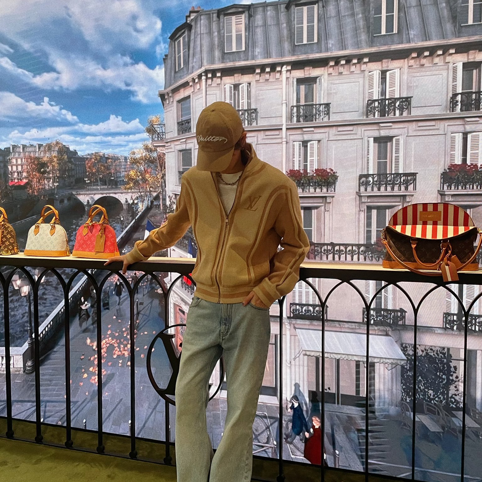 Recent activity shot of The 8 (SEVENTEEN)