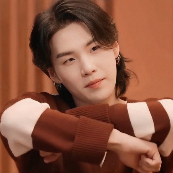 SUGA (BTS)の舞台裏ショット