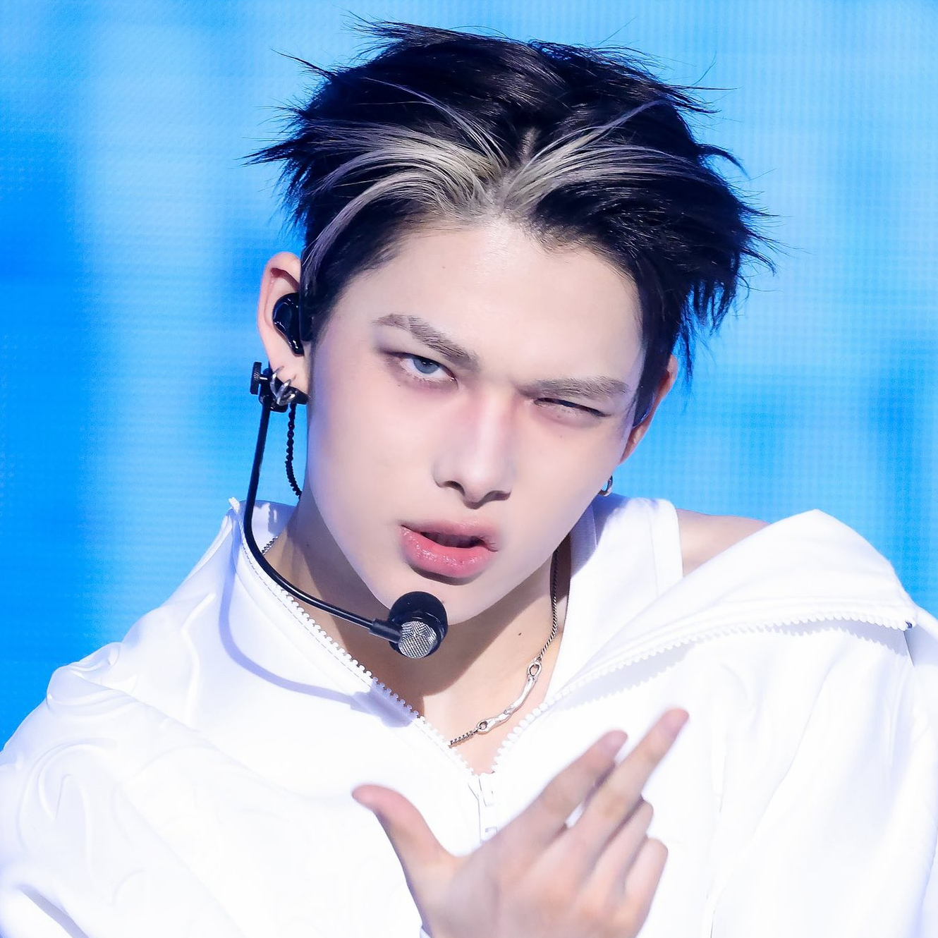 Foto terbaru NI-KI (ENHYPEN)