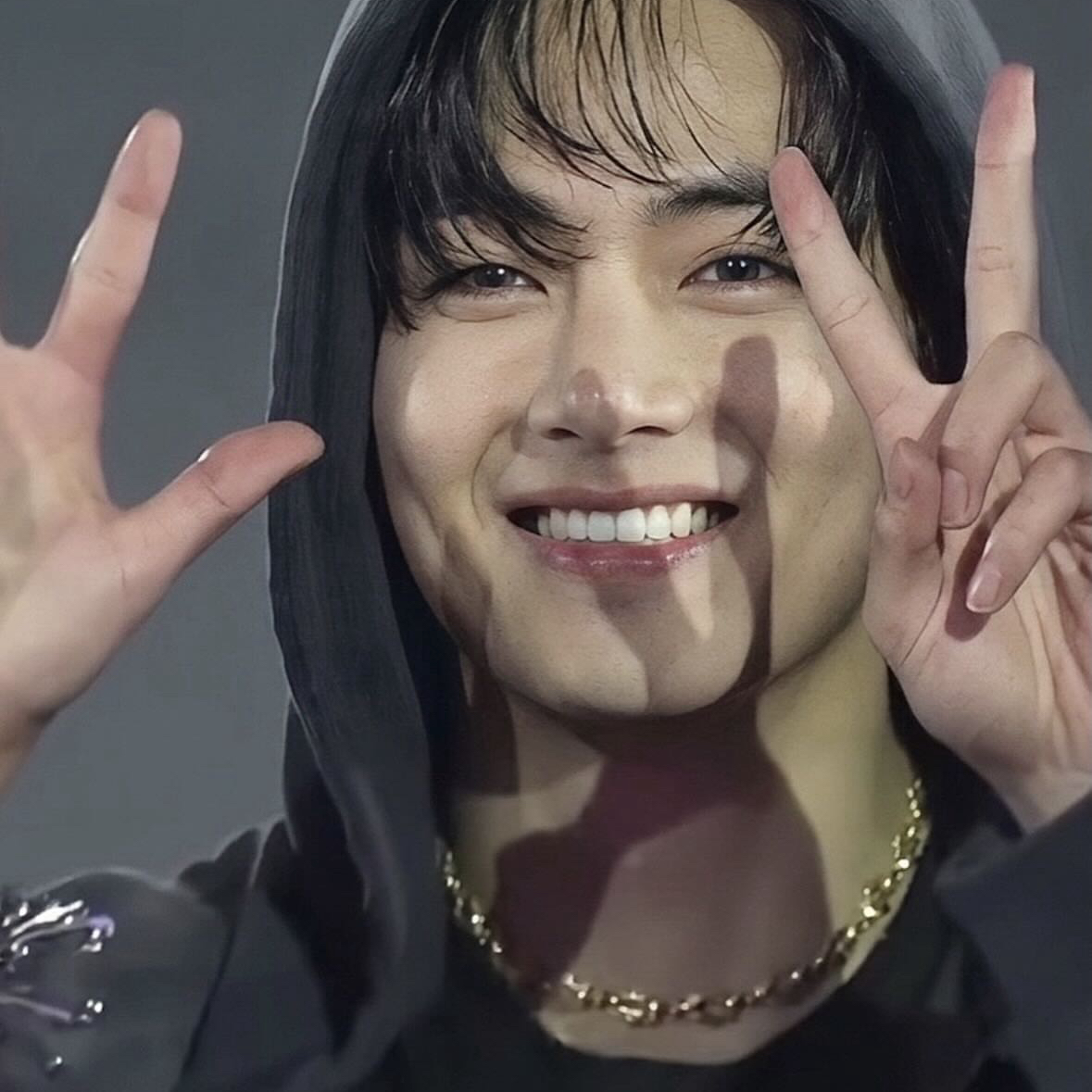 Recent activity shot of V (BTS)