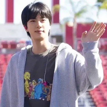 Latest photo of Jin (BTS)