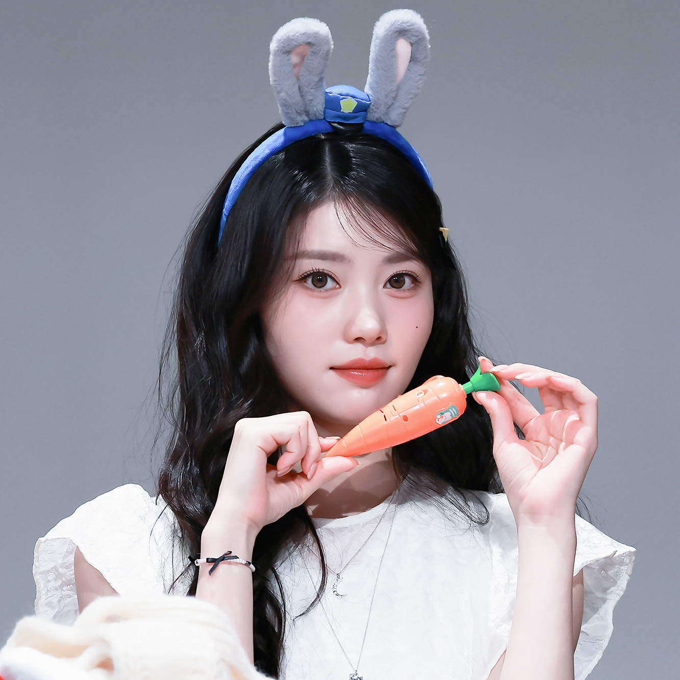 Recent activity shot of Xiao Ting (Kep1er)