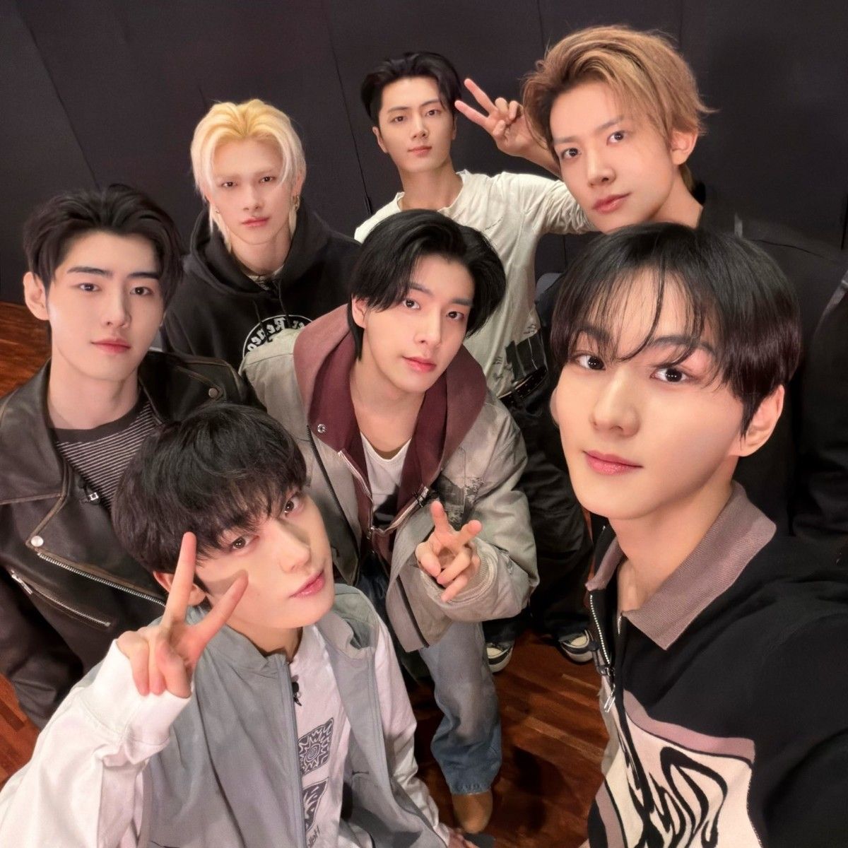 ENHYPENの舞台裏ショット