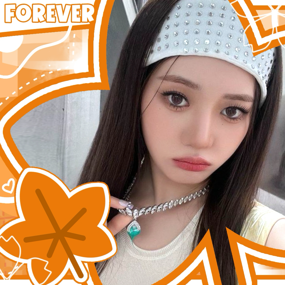 Recent activity shot of Rora (BABYMONSTER)
