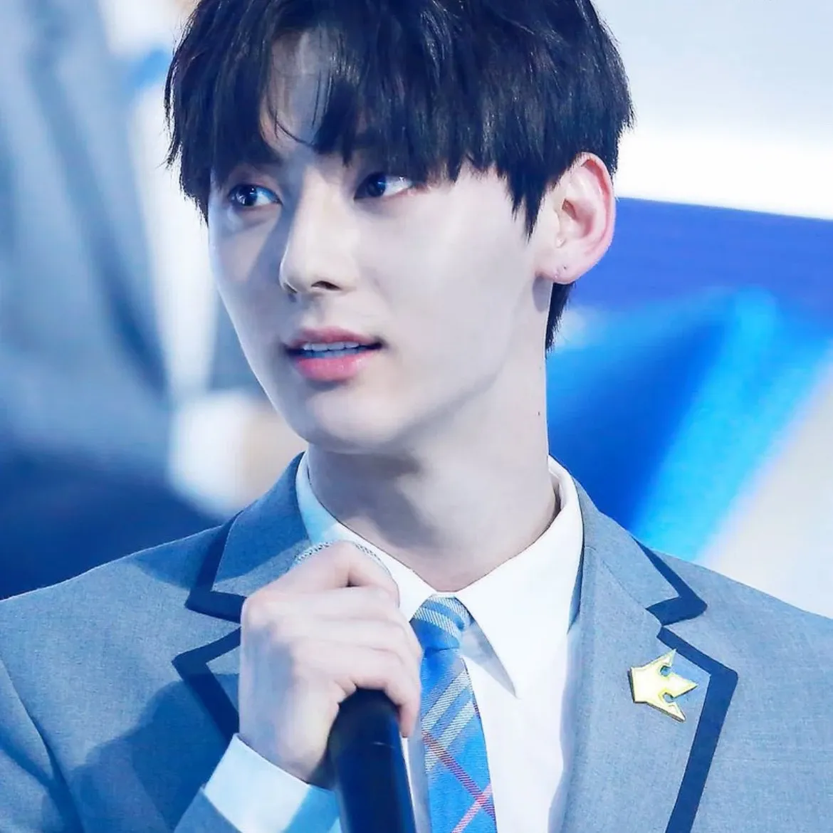 Behind-the-scenes cut of Hwang Minhyun