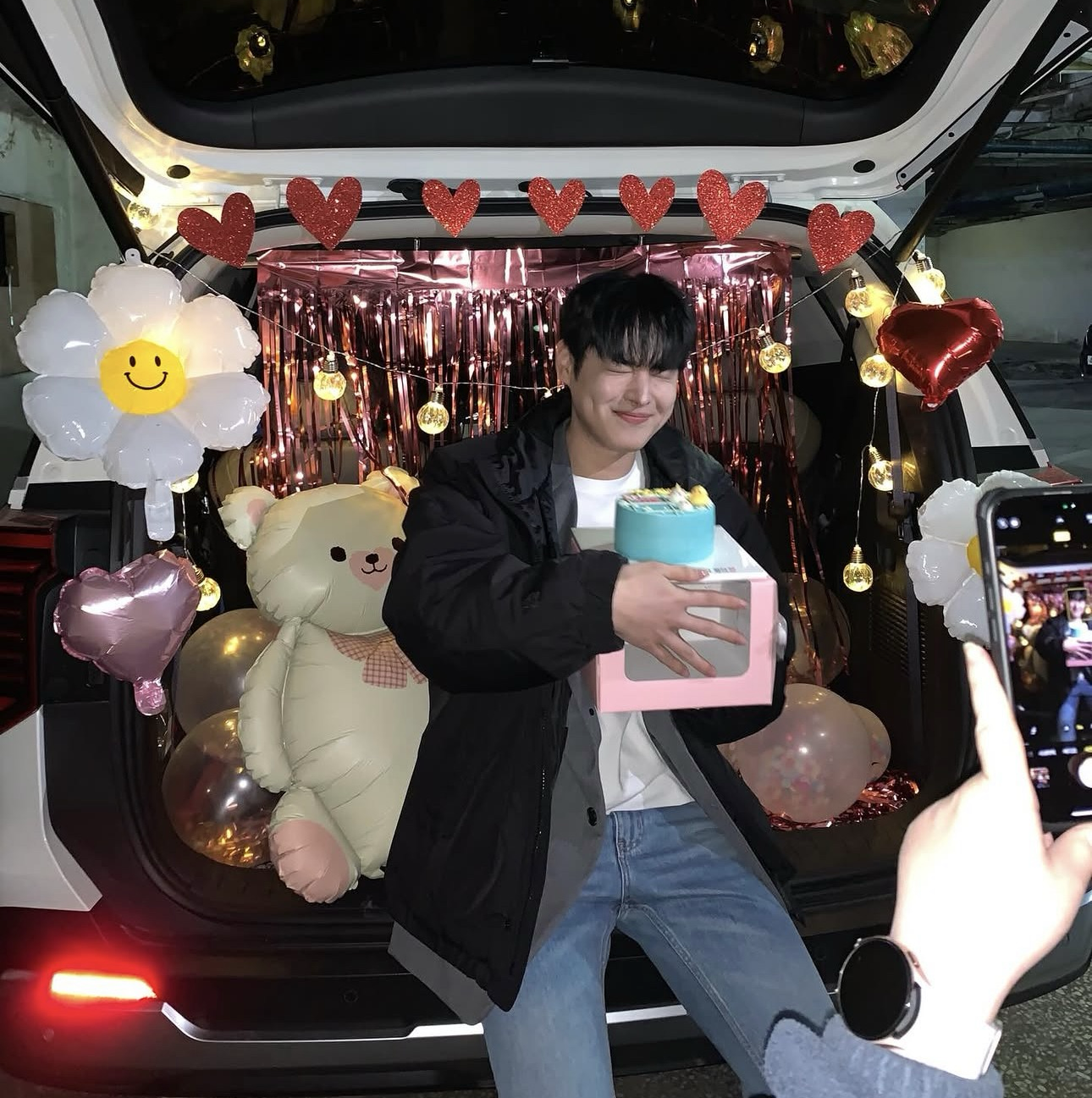 A moment captured by Choi Byungchan's fan