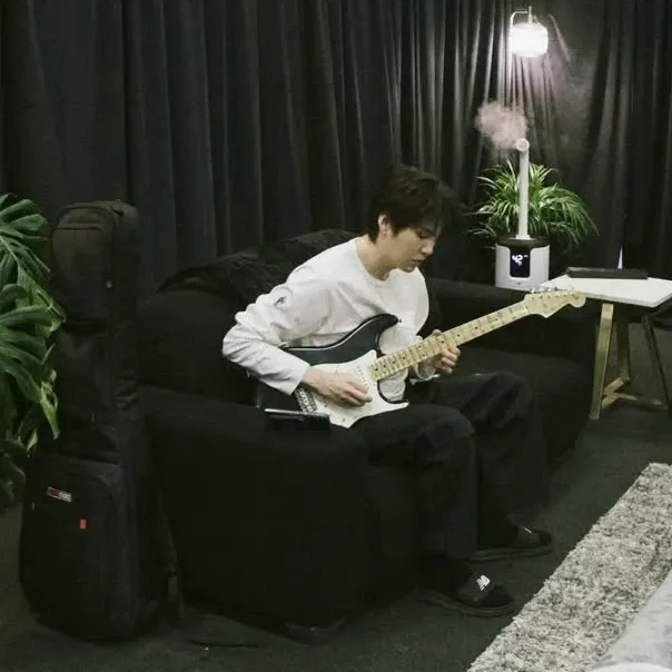 Foto terbaru SUGA (BTS)