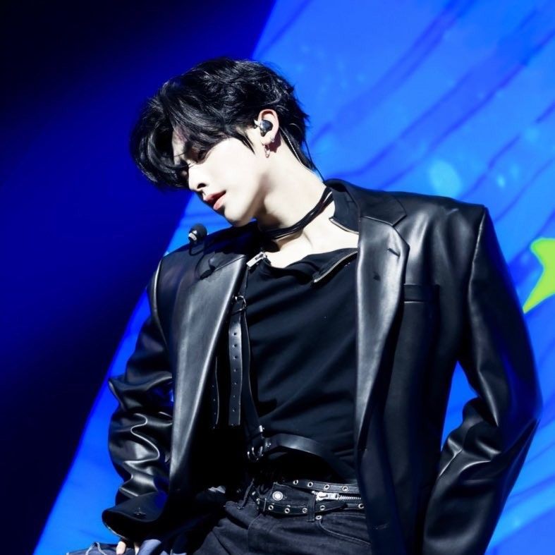 Latest photo of Ricky (ZEROBASEONE)