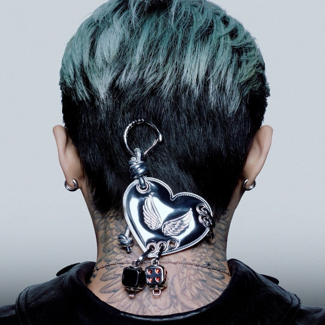 Recent activity shot of G-DRAGON (BIGBANG)