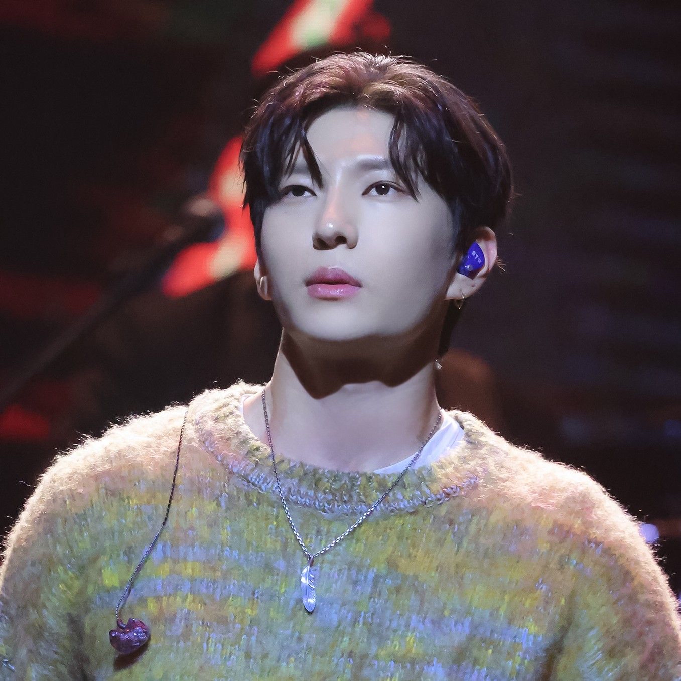 Recent activity shot of LEO (VIXX)