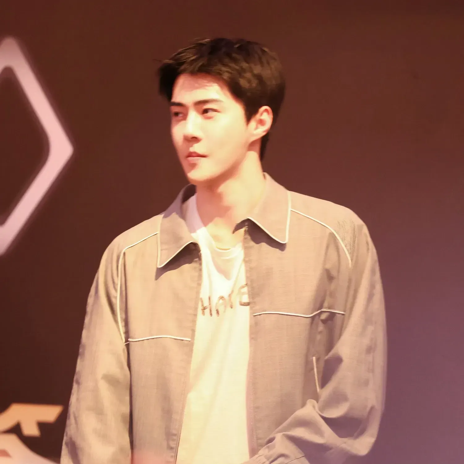A moment captured by Sehun (EXO)'s fan