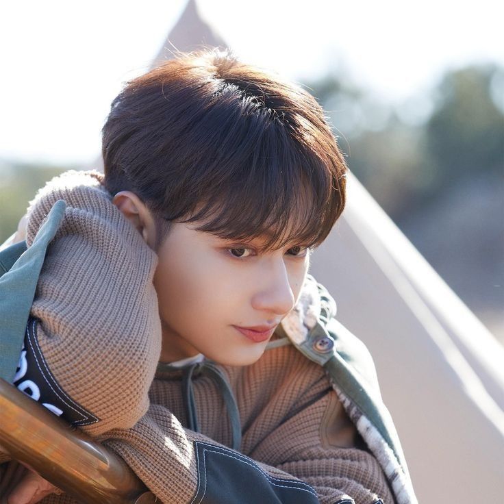 Recent activity shot of Jun (SEVENTEEN)