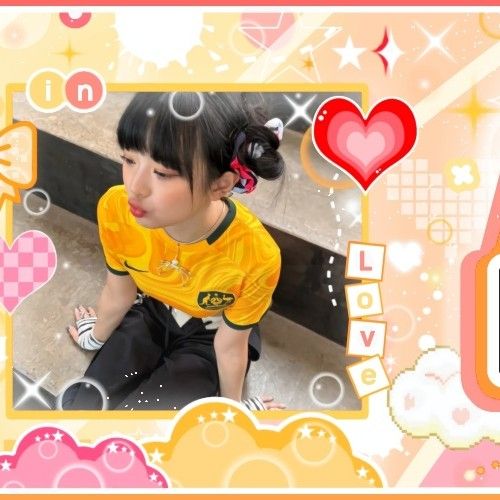 Recent activity shot of HANNI (NewJeans)