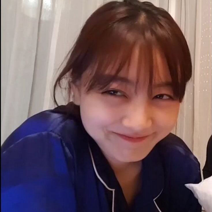 A moment captured by Jihyo (TWICE)'s fan