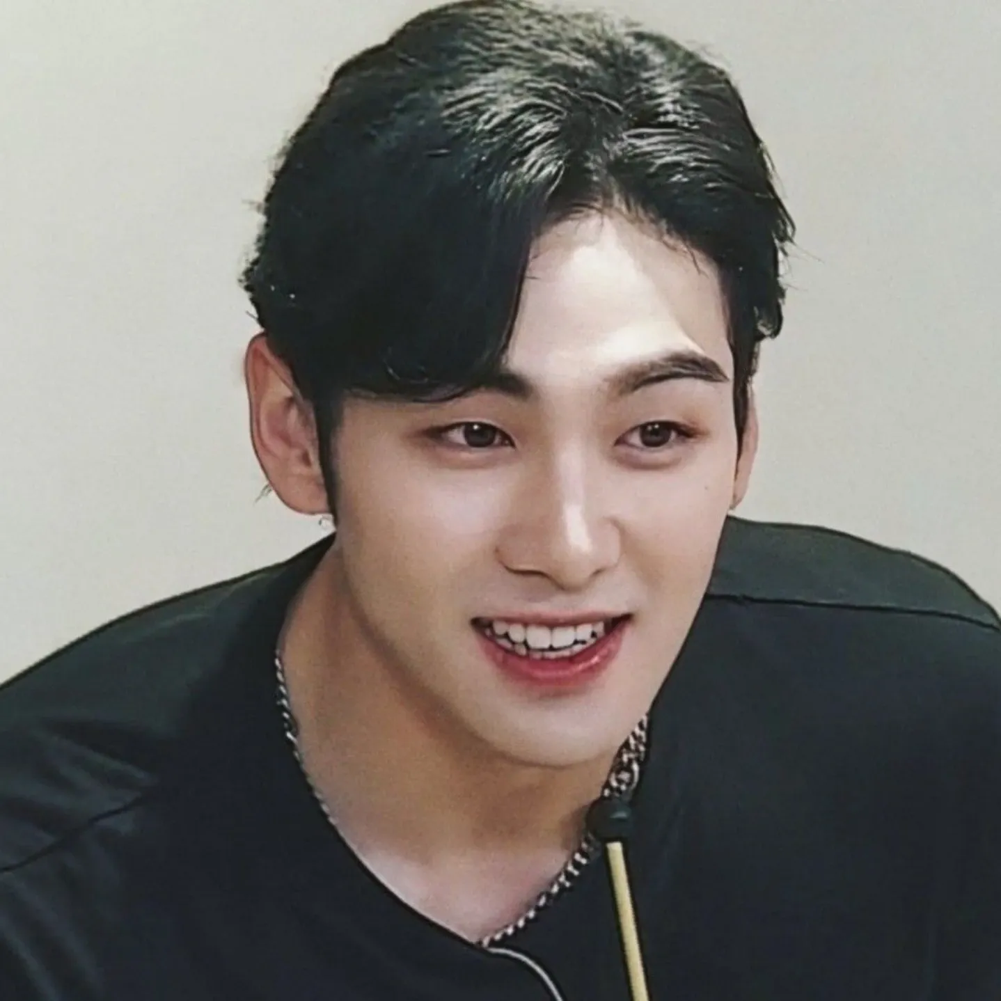 백호의 비하인드 컷
