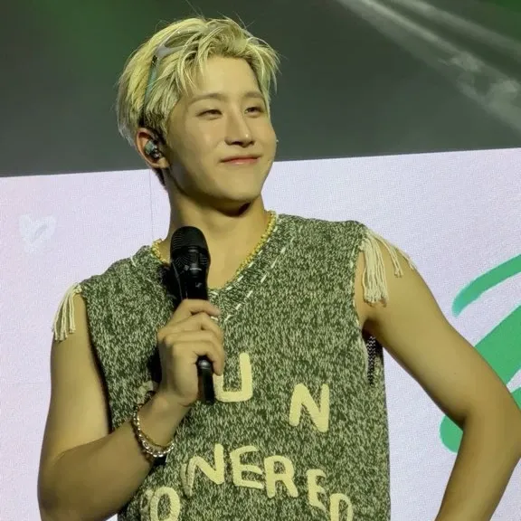 Latest photo of Jinjin (ASTRO)