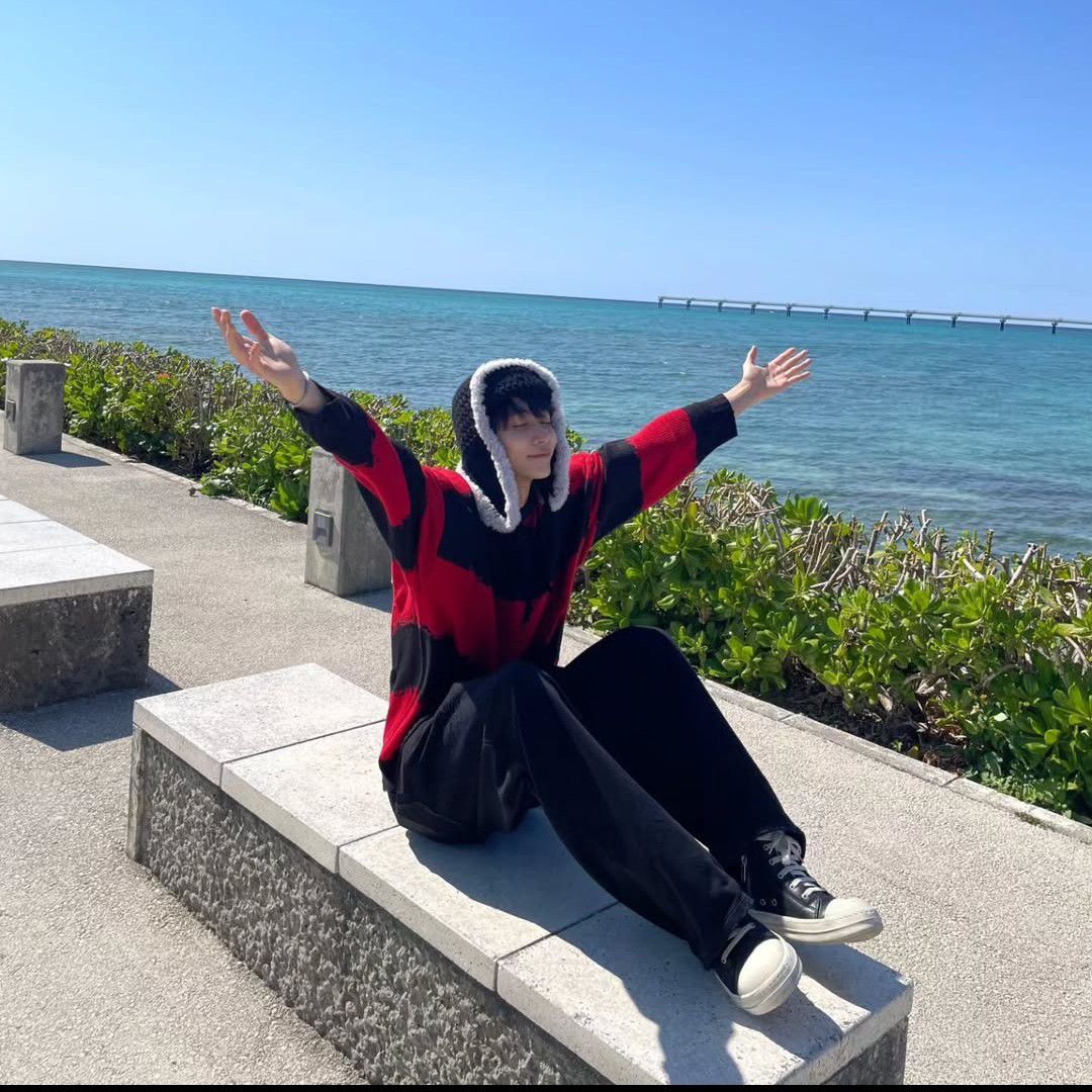 Recent activity shot of Jeonghan (SEVENTEEN)