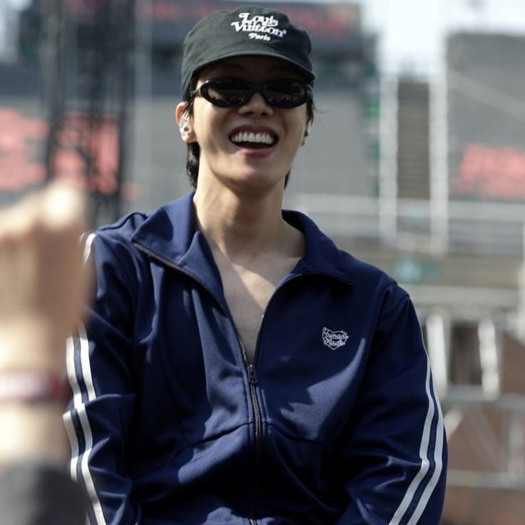 j-hope (BTS)の最新写真