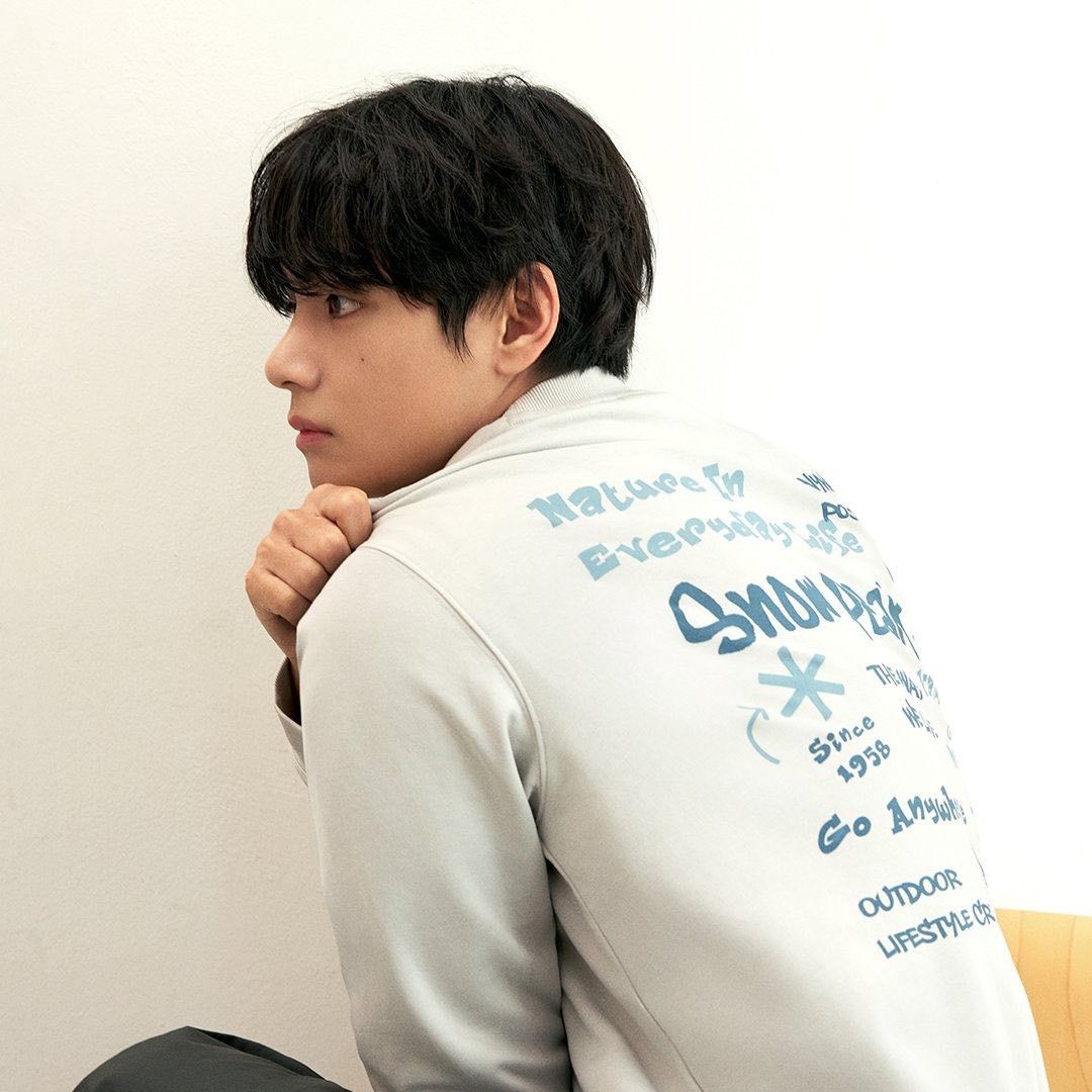 Recent activity shot of V (BTS)