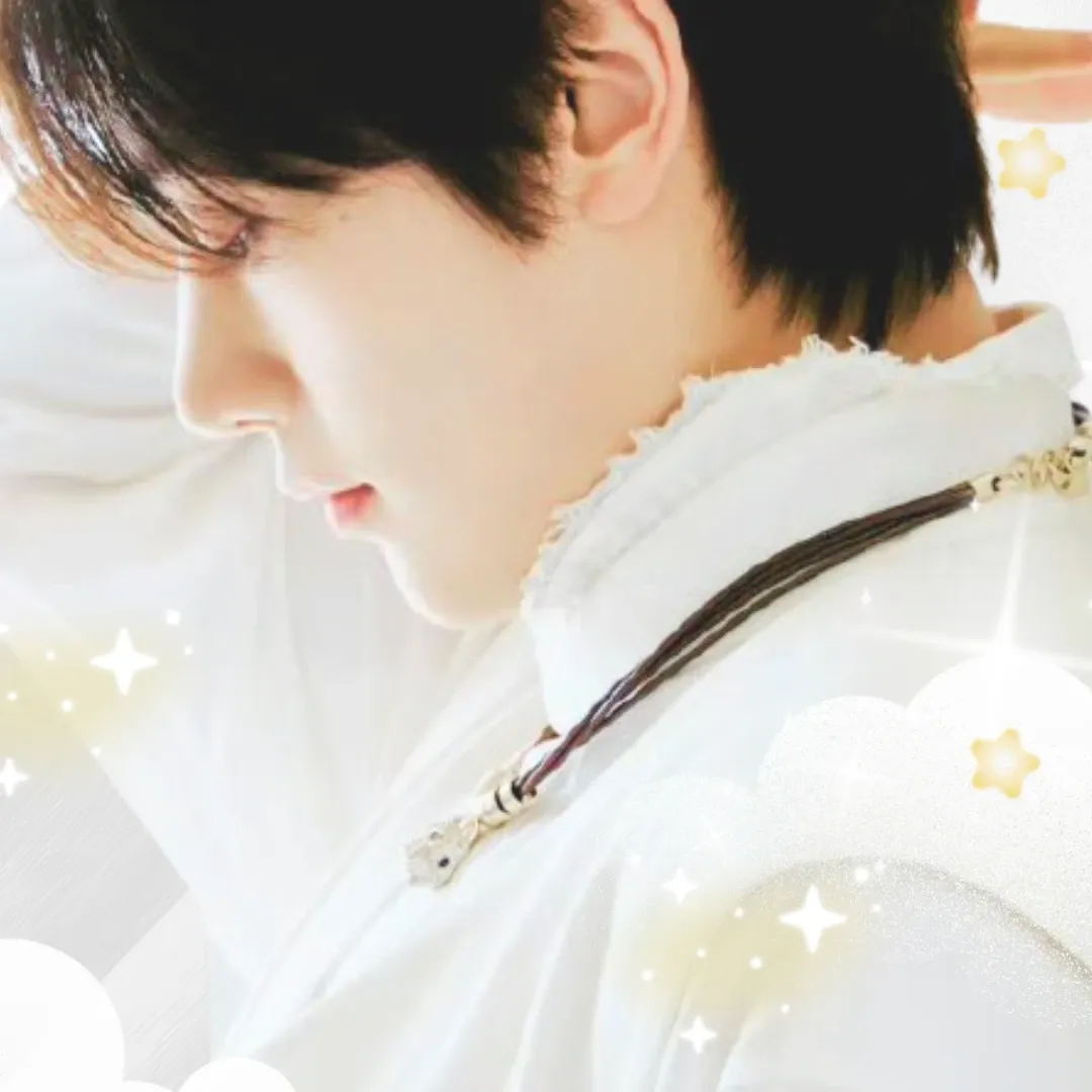 Recent activity shot of Seok Matthew (ZEROBASEONE)