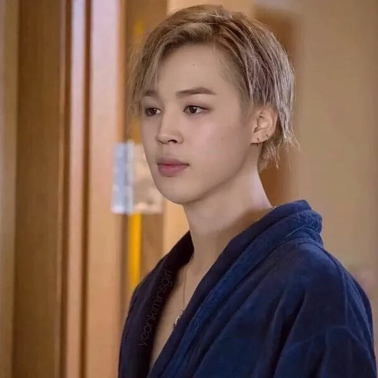 Foto aktivitas terbaru Jimin (BTS)