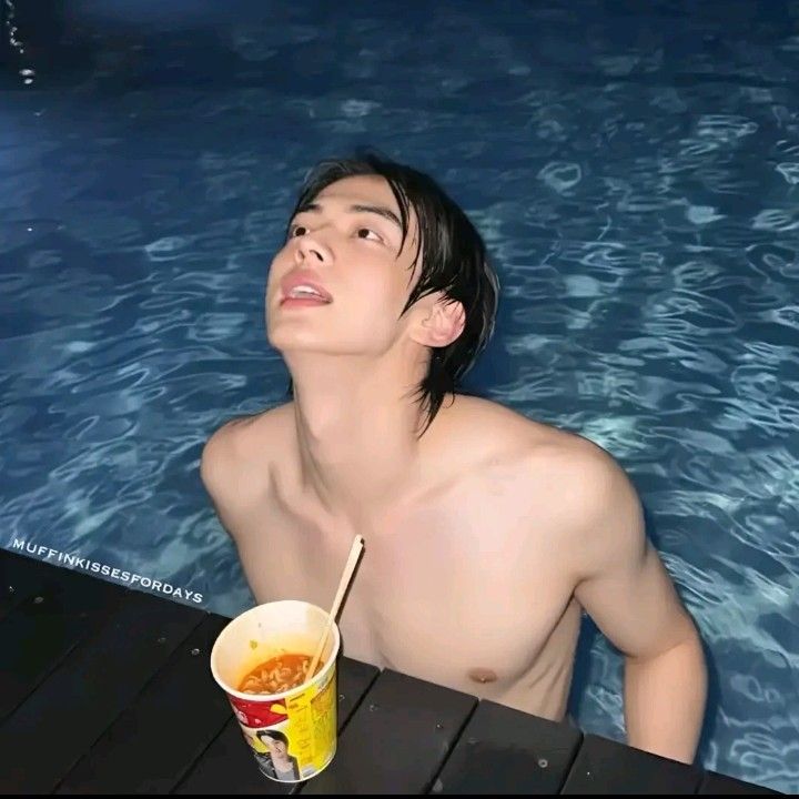 A moment captured by Dohoon (TWS)'s fan