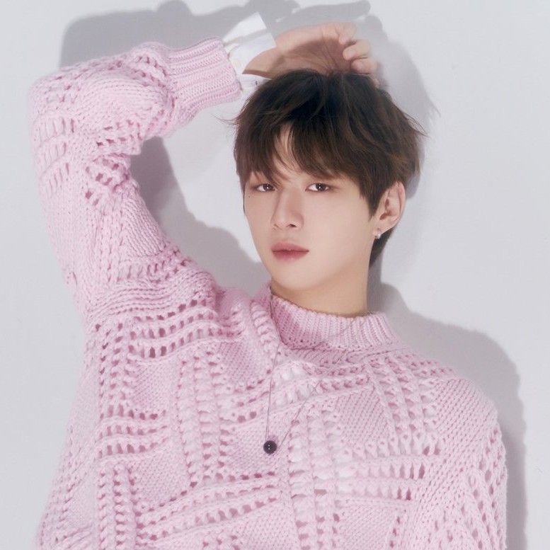 강다니엘의 최신 사진