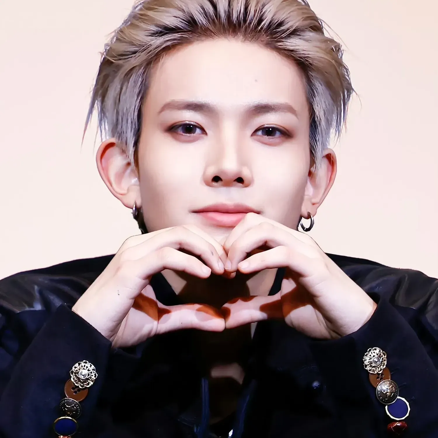 희승의 비하인드 컷