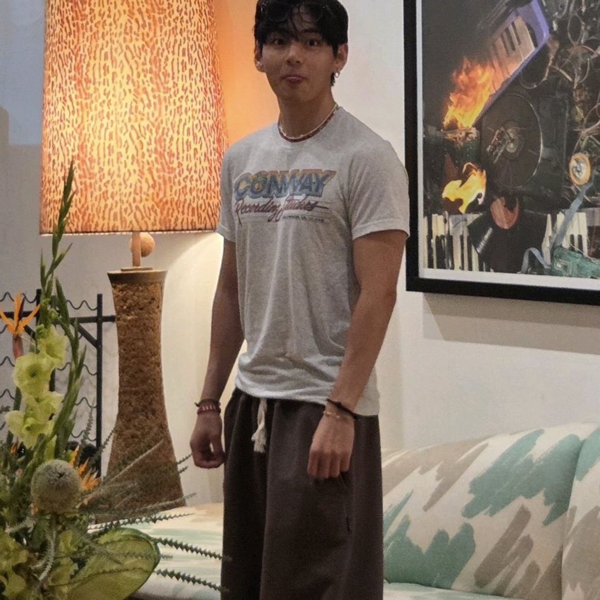 Latest photo of V (BTS)