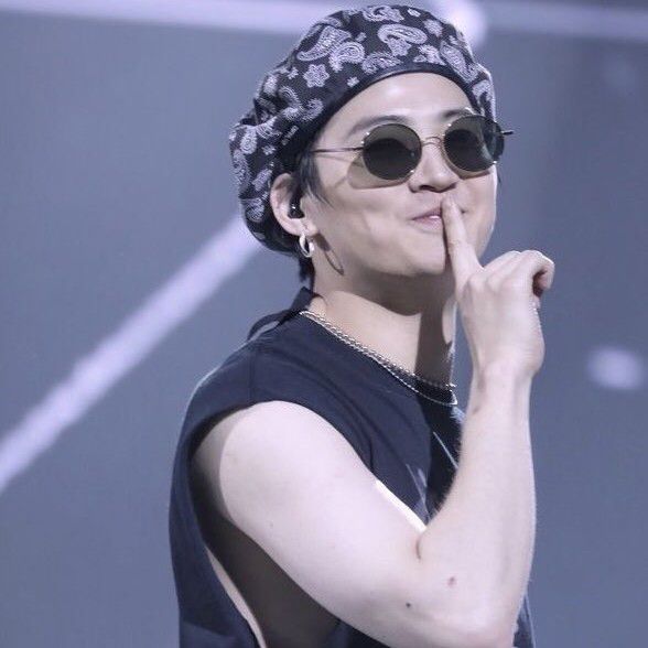 Behind-the-scenes cut of JAY B (GOT7)