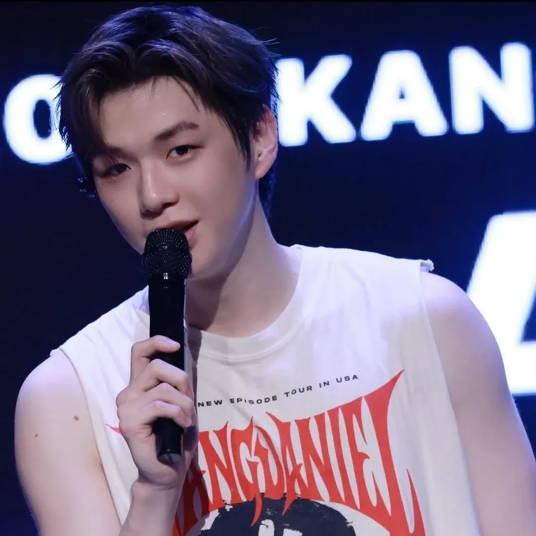 Behind-the-scenes cut of Kang Daniel