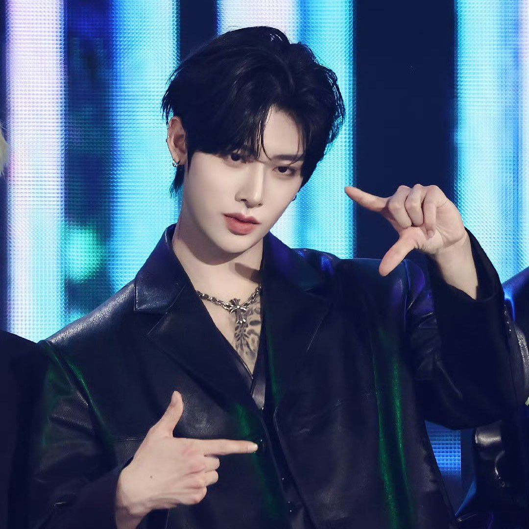 Latest photo of Ricky (ZEROBASEONE)