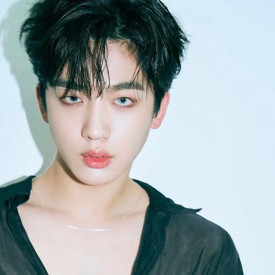 Behind-the-scenes cut of Kim Yohan (WEi)