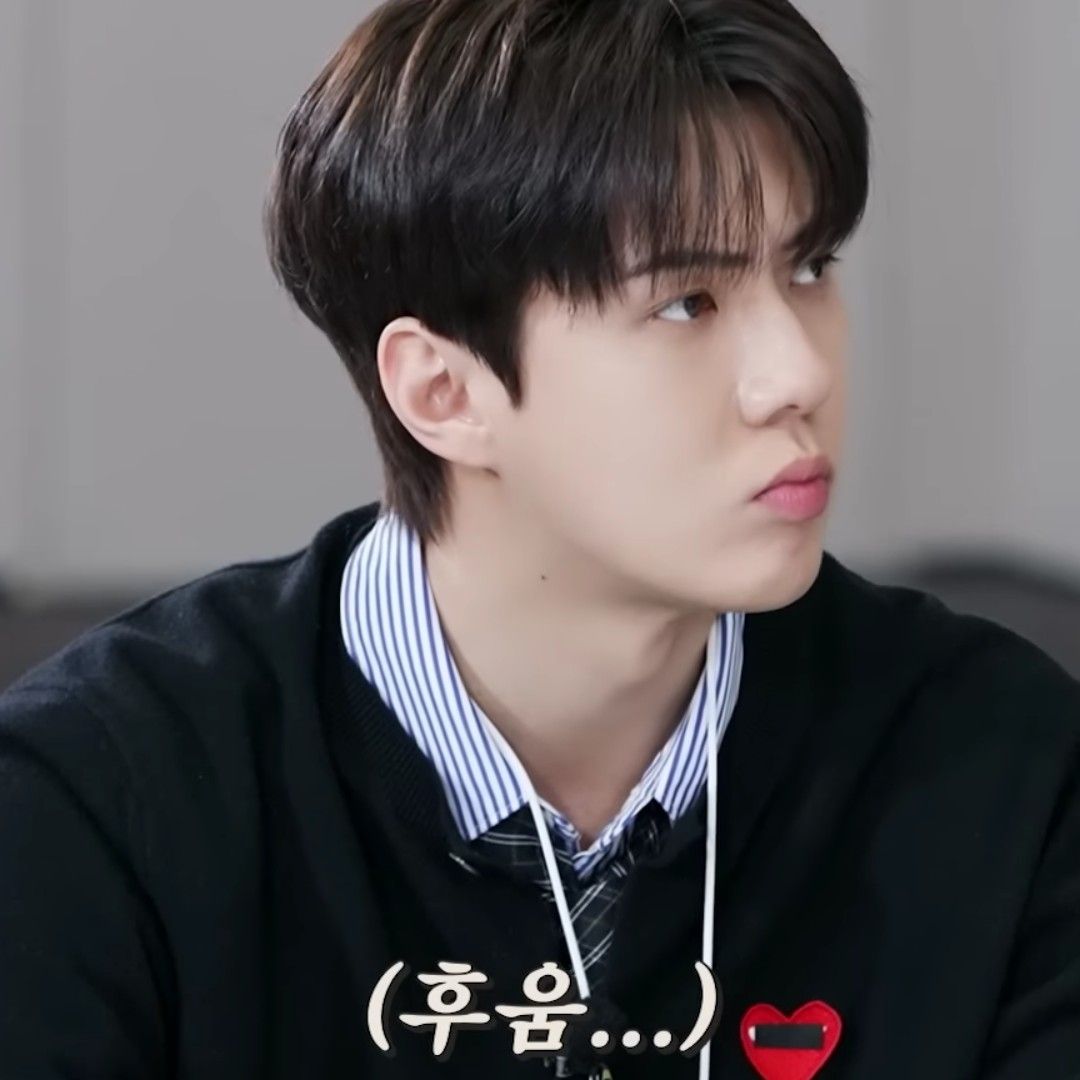 세훈 (EXO)의 최신 사진