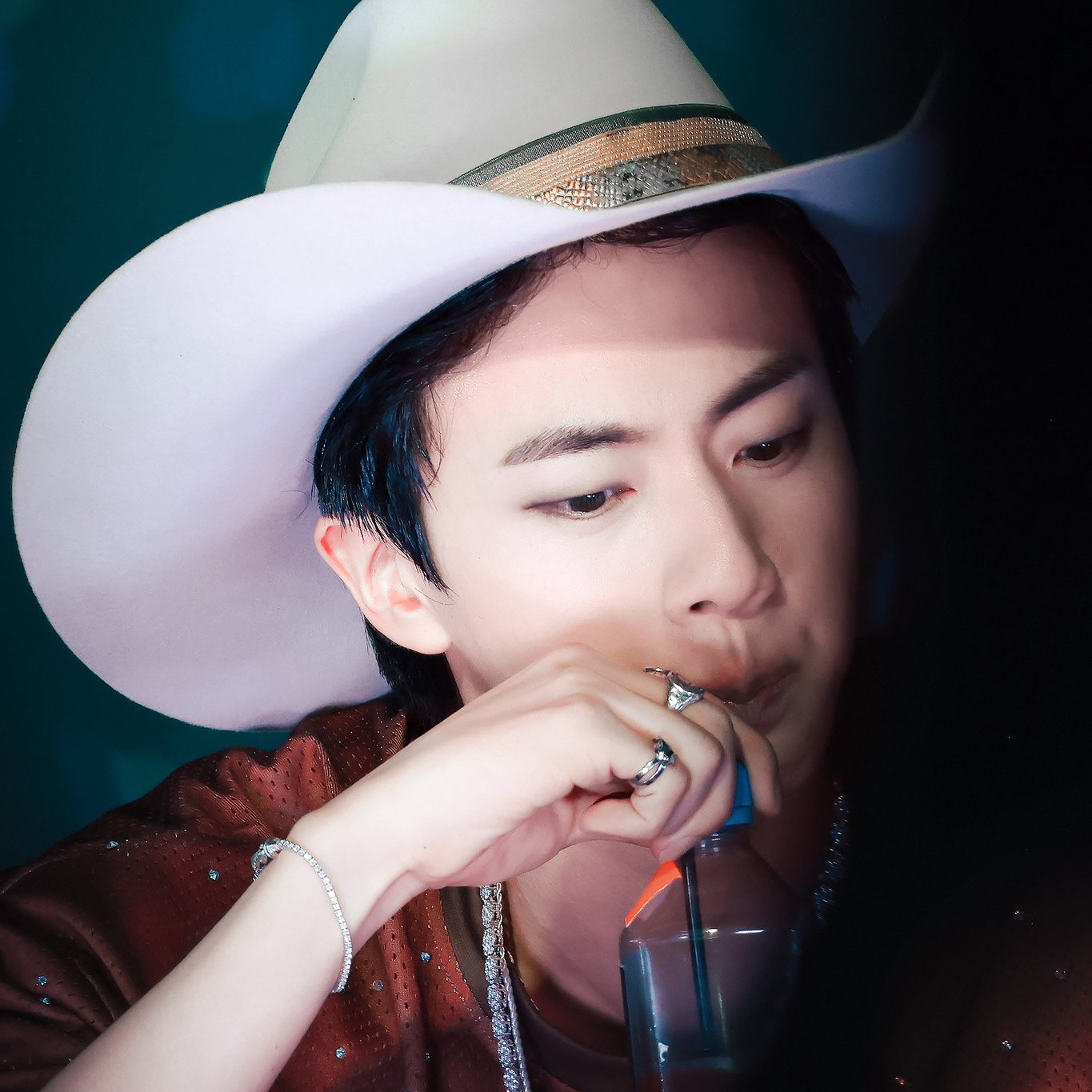 진 (방탄소년단)의 최신 사진