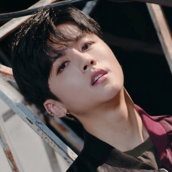 Foto perwakilan SF9 yang penuh pesona