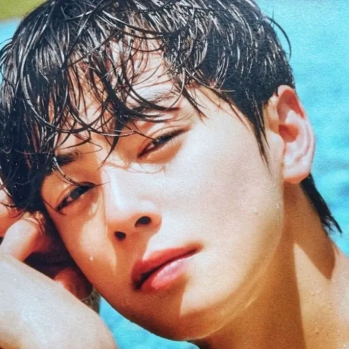 Behind-the-scenes cut of Eunwoo (ASTRO)