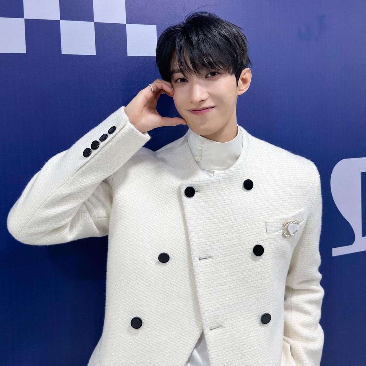 Foto aktivitas terbaru DK (SEVENTEEN)