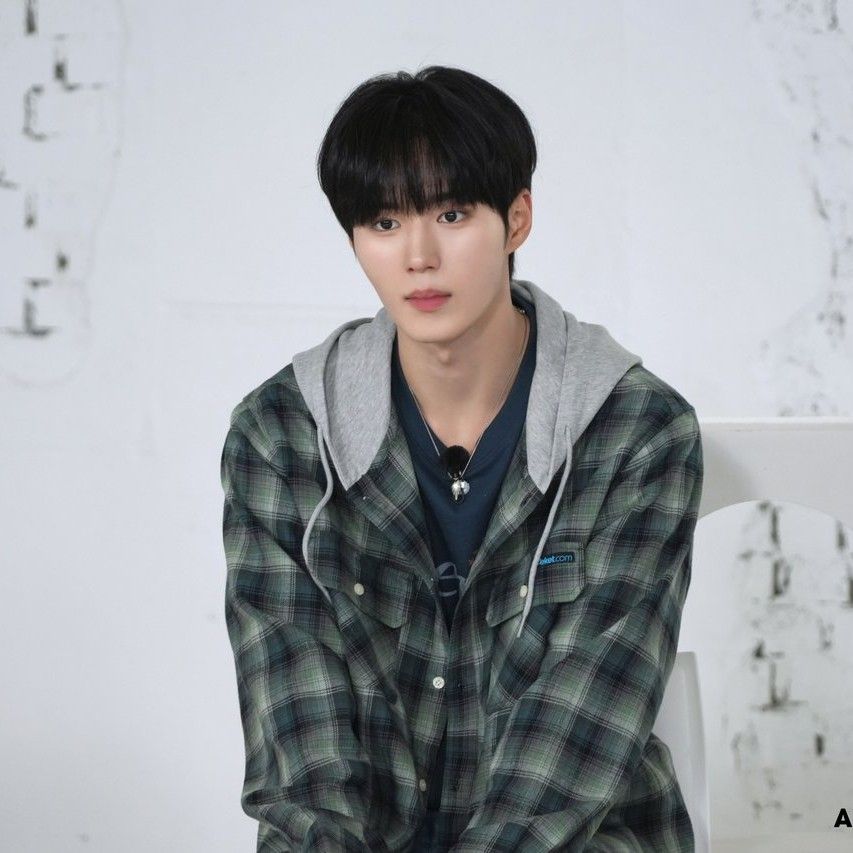 A moment captured by Kim Junseo (ALPHA DRIVE ONE)'s fan