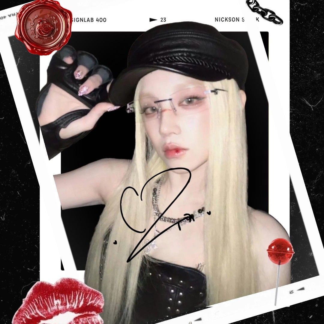 A moment captured by Yuqi (i-dle)'s fan