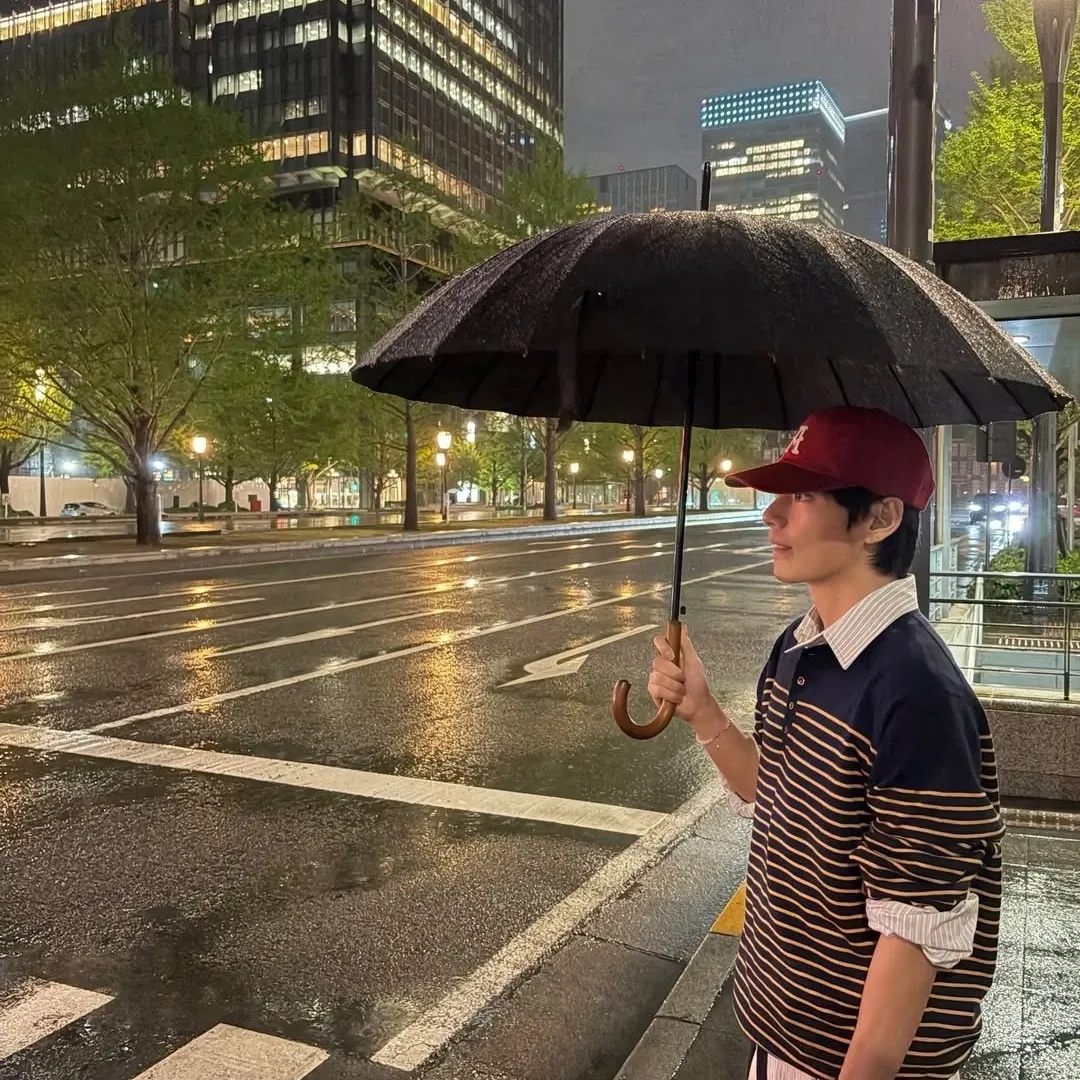 A moment captured by V (BTS)'s fan