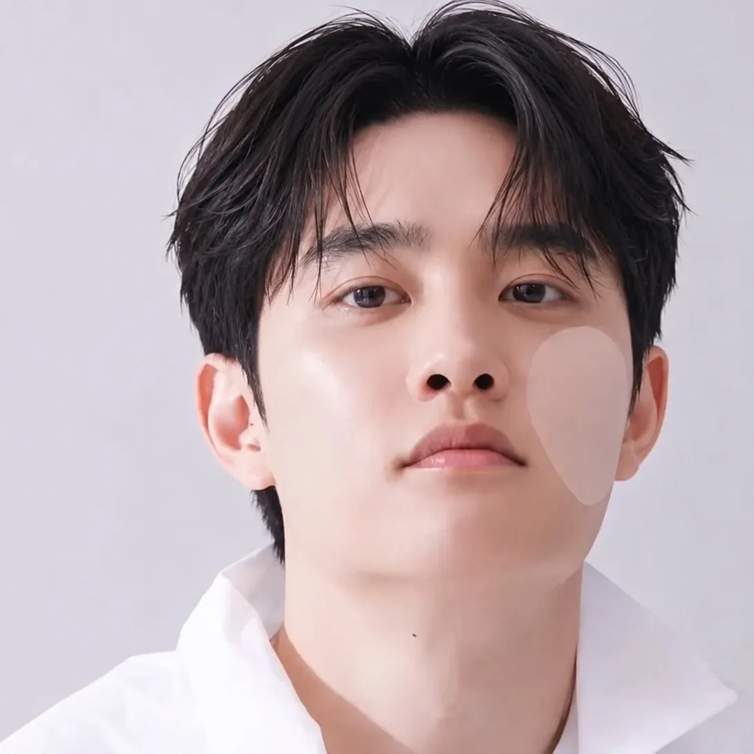 Foto aktivitas terbaru D.O. (EXO)