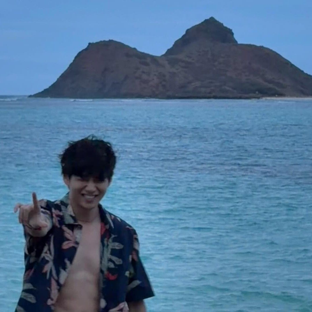 V (BTS)の最新写真