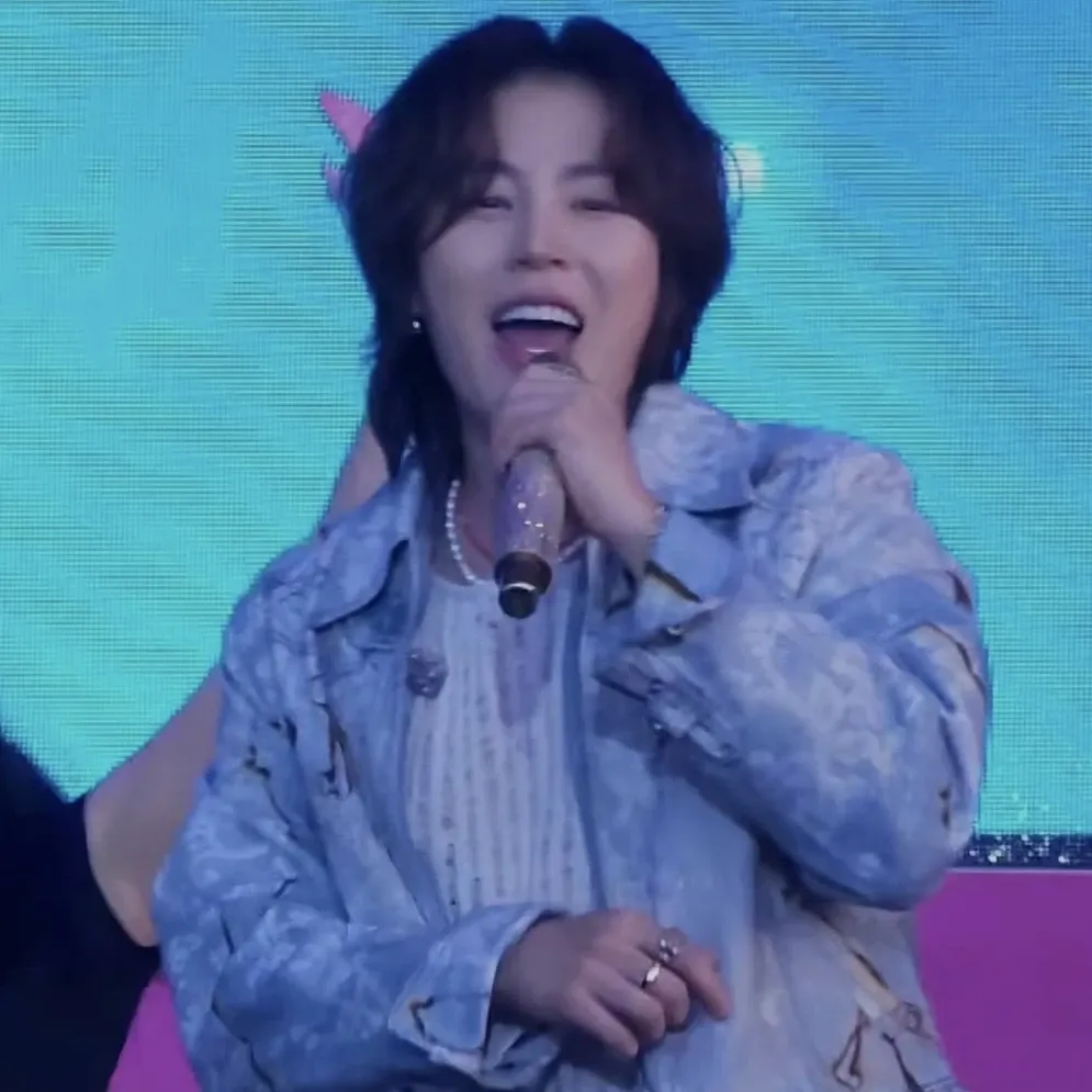 하성운 최근 활동샷