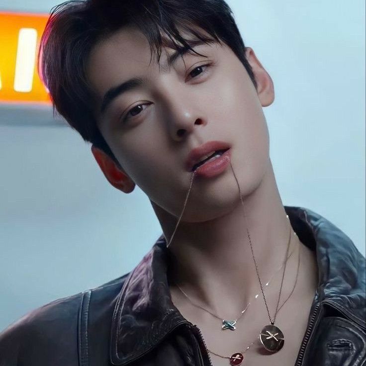 Recent activity shot of Eunwoo (ASTRO)