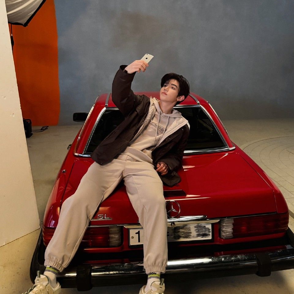 Recent activity shot of Zhang Hao (ZEROBASEONE)