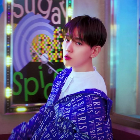 Behind-the-scenes cut of Baekhyun (EXO)
