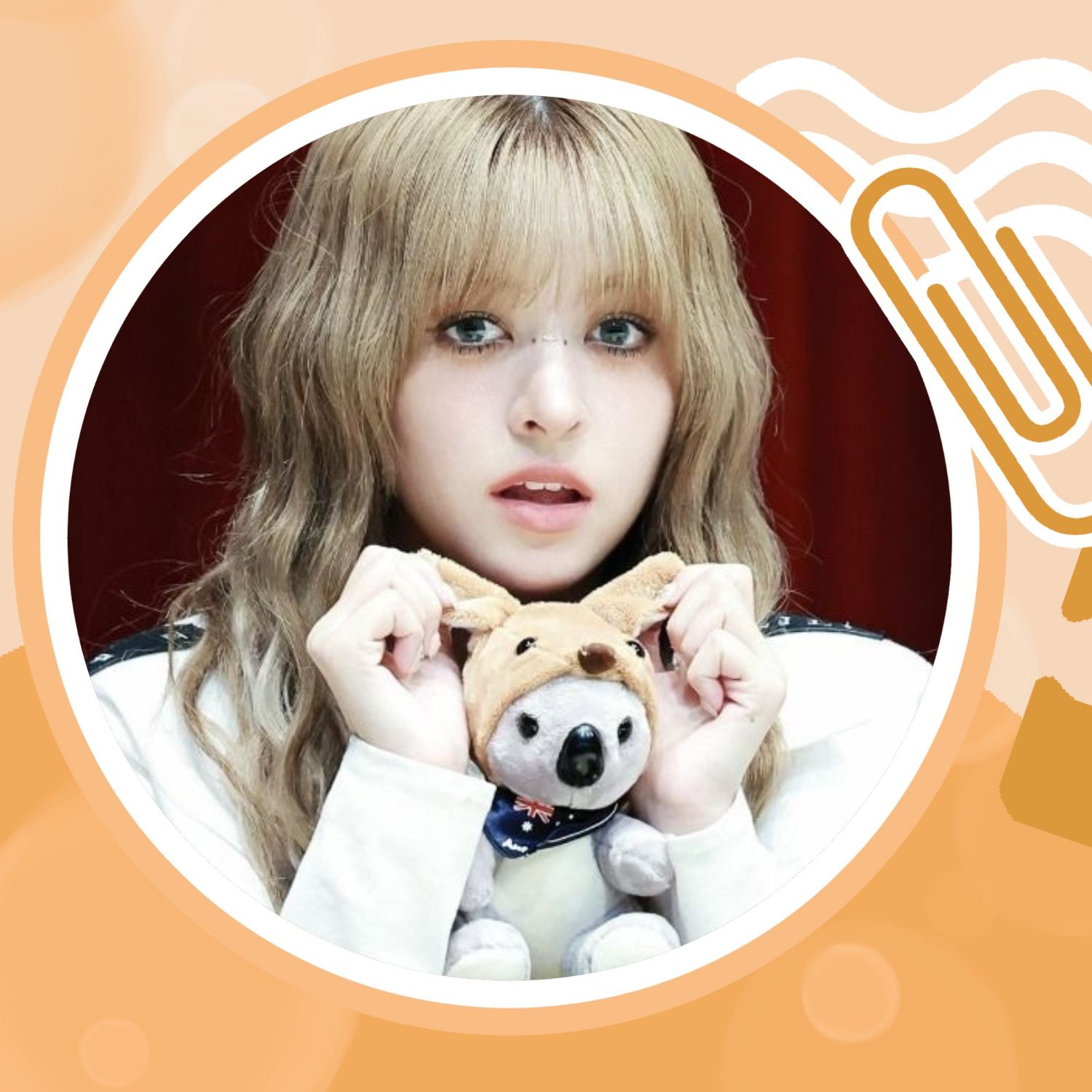 Latest photo of LILY (NMIXX)